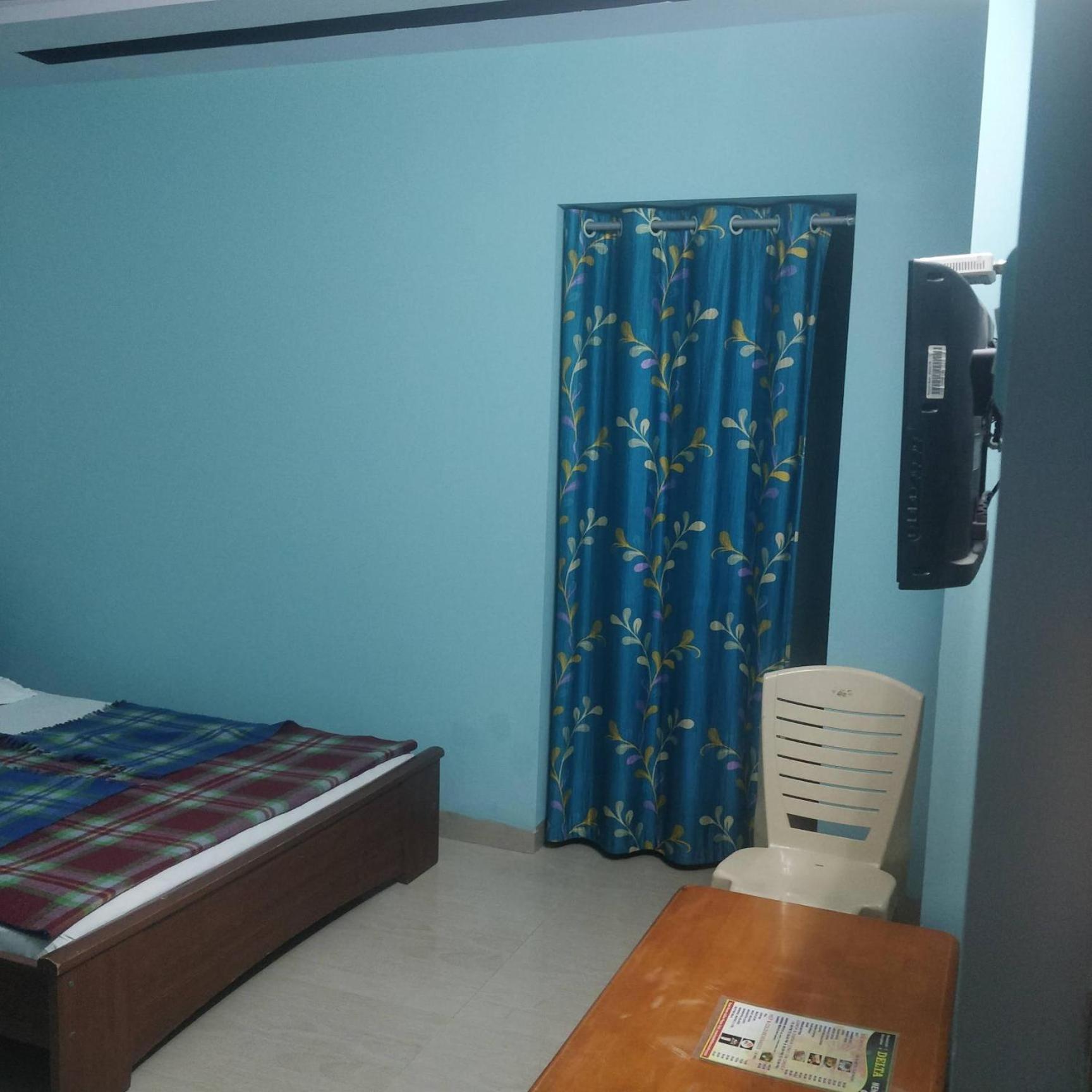 Hotel Delta Executive Shirdi Exterior photo