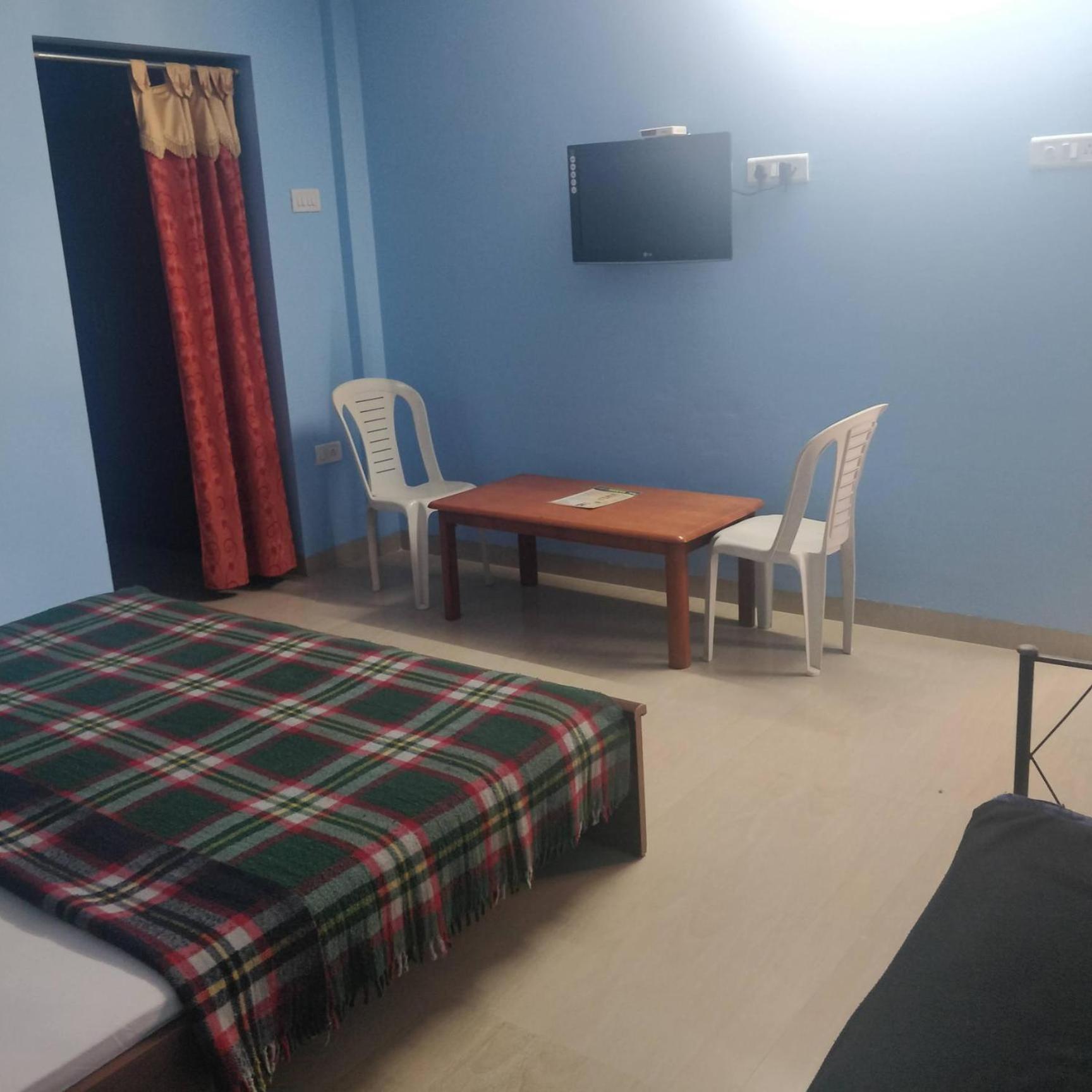 Hotel Delta Executive Shirdi Exterior photo