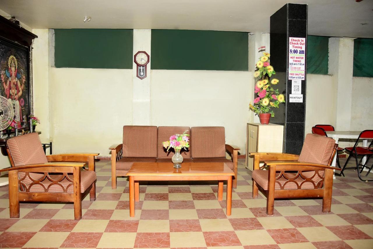 Hotel Delta Executive Shirdi Exterior photo